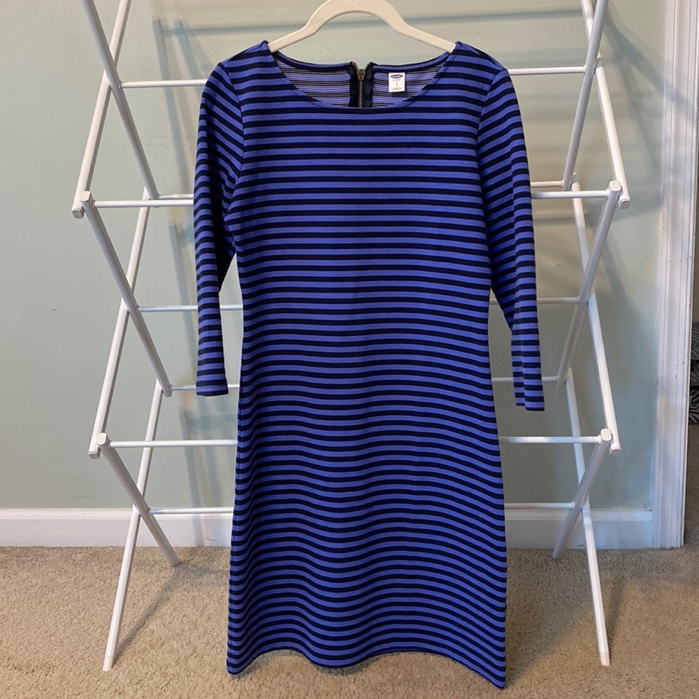 Women’s Three-Quarter Sleeve Dress